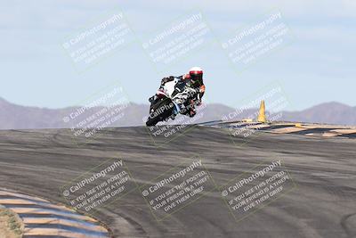 media/Nov-16-2025-Race Pace (Sun) [[8c5fa54630]]/Verified Riders/1-Turns 9 and 10 (925am)/